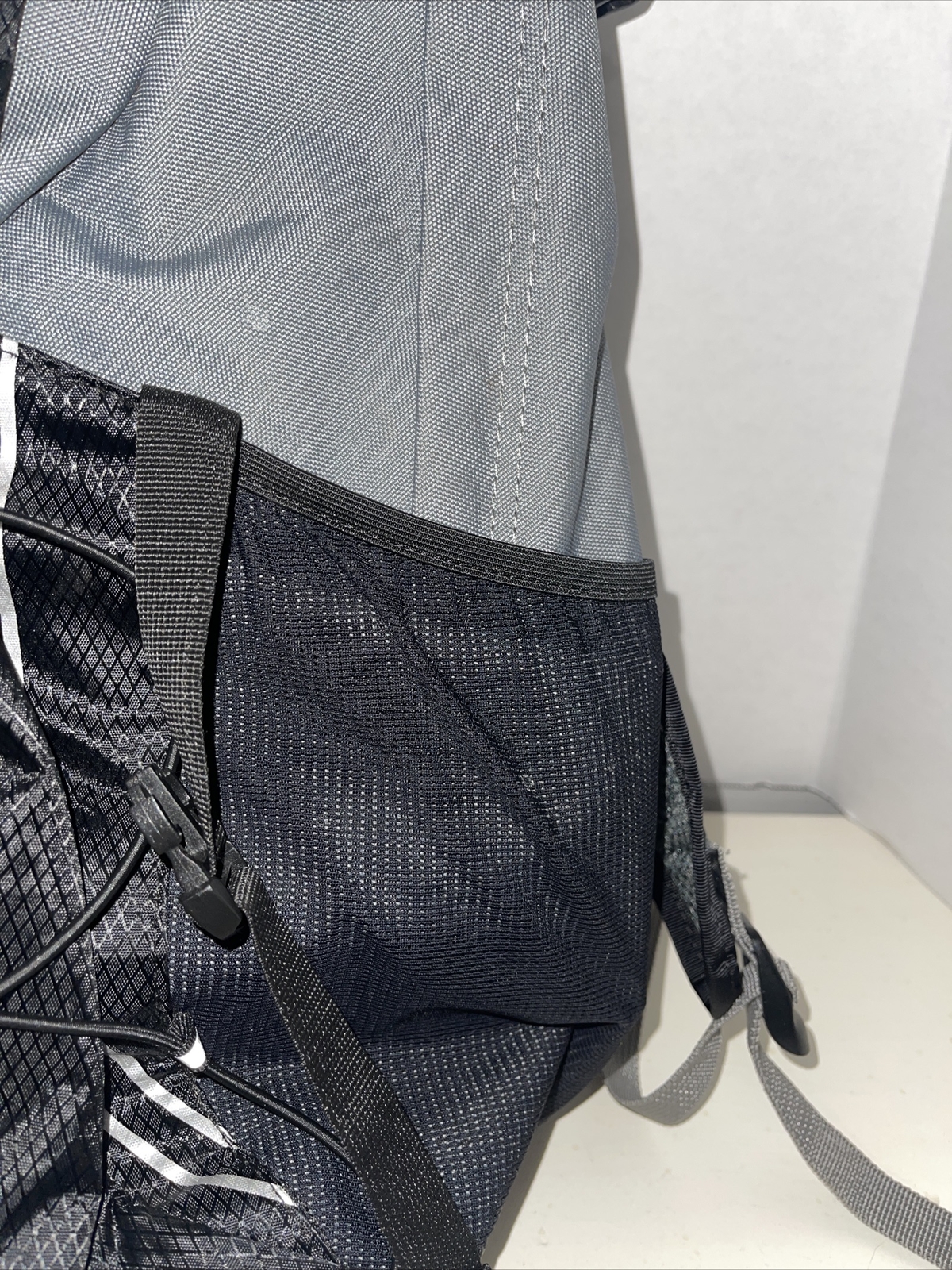 COCHLEAR Recipient Backpack Rucksack Grey Gray Black Bag P743078 24L