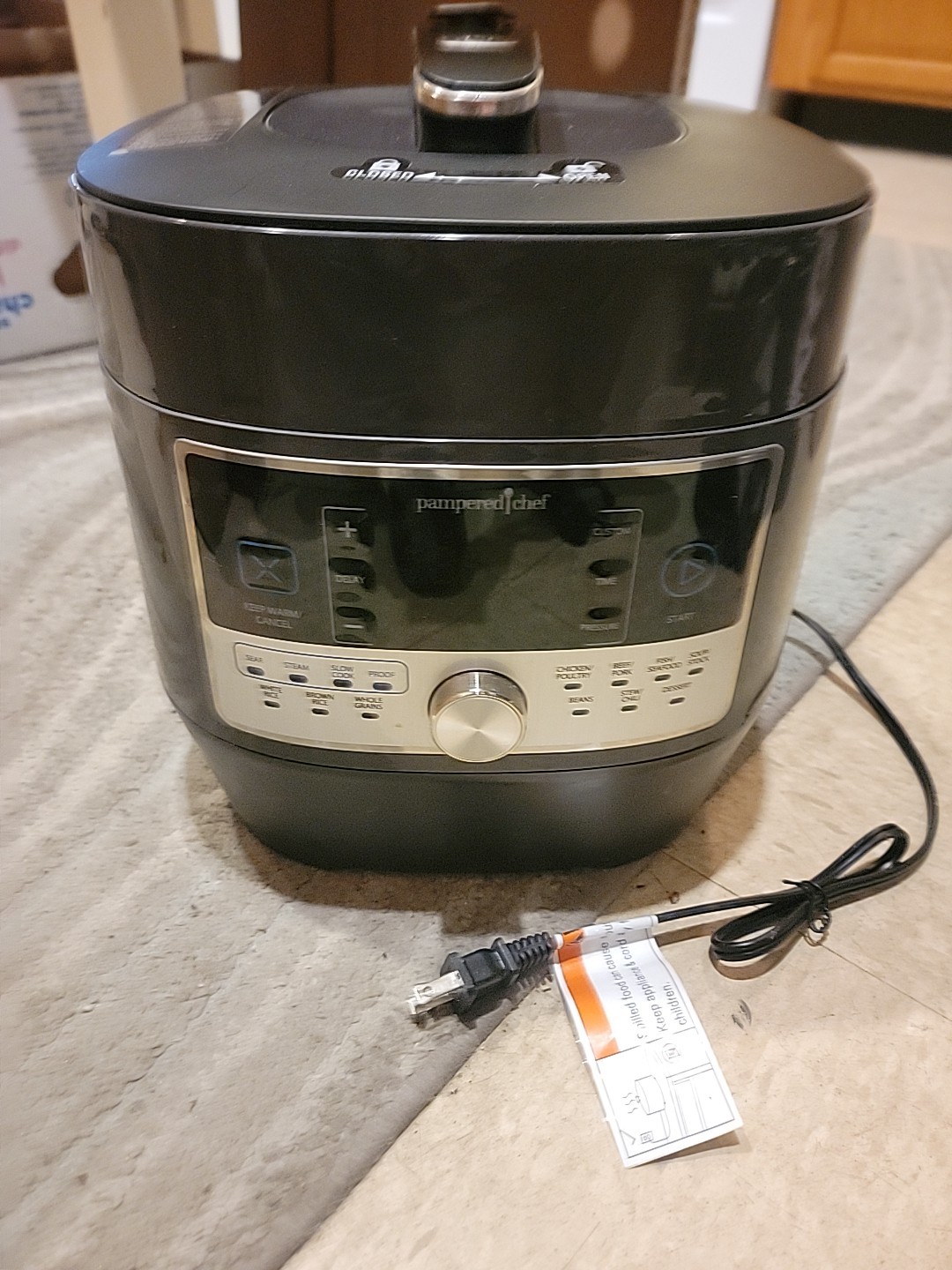 Pampered Chef Insta Pot New With Out Box Model 100011