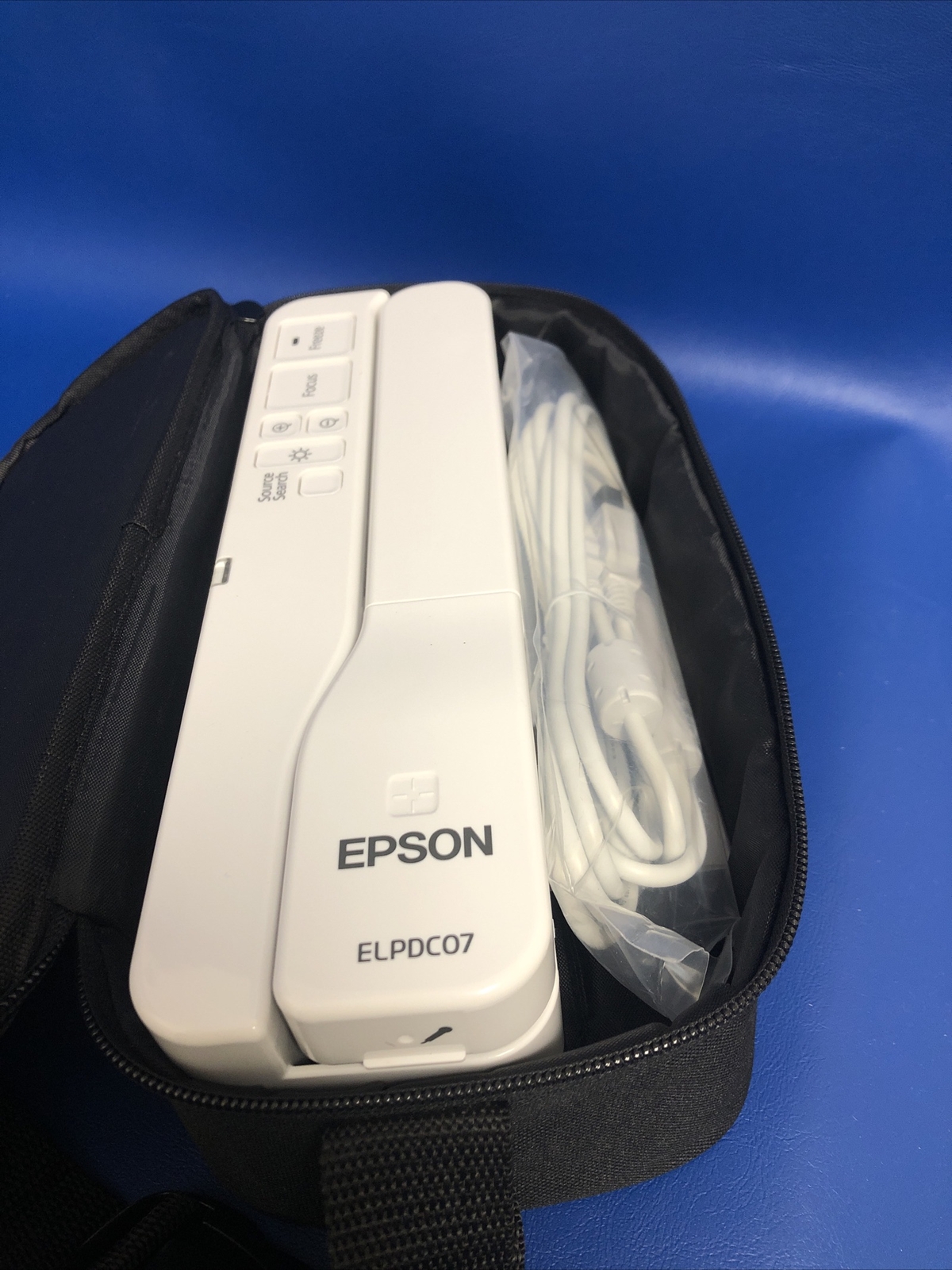 MINT Epson DC-07 Portable, digital zoomUSB connectivity Document Camera