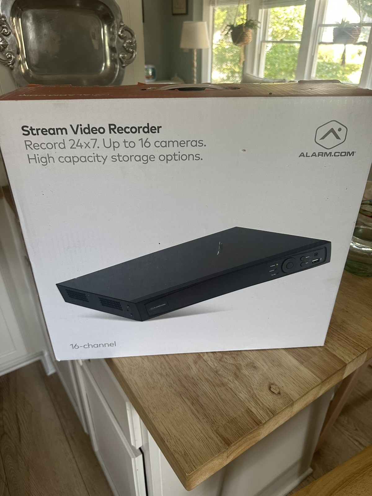 Alarm.com ADC-CSVR126-16CH-2x3TB Streaming Video Recorder