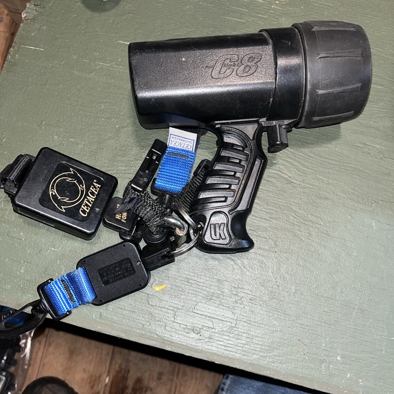 C-8 Underwater Sun gun - With 2 Gear Keepers  -