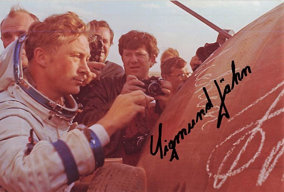 Sigmund Jähn UH astronaut autograph autograph signed signed signee 3000 J