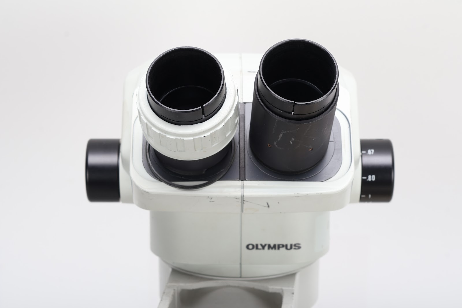 Olympus SZ4045ESD Microscope Head With Nikon Microscope Mount and Stand - Fair