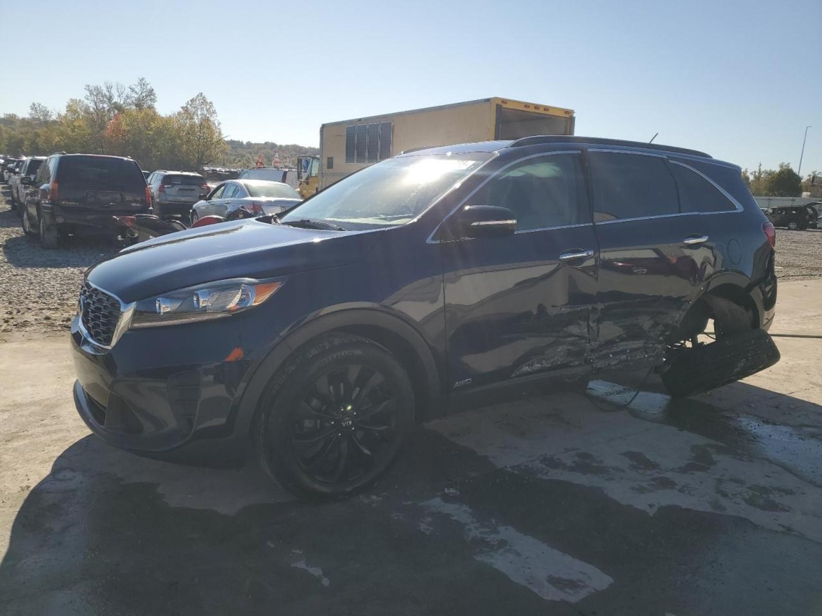 2018-2020 KIA SORENTO Right Fender black moulding, Right