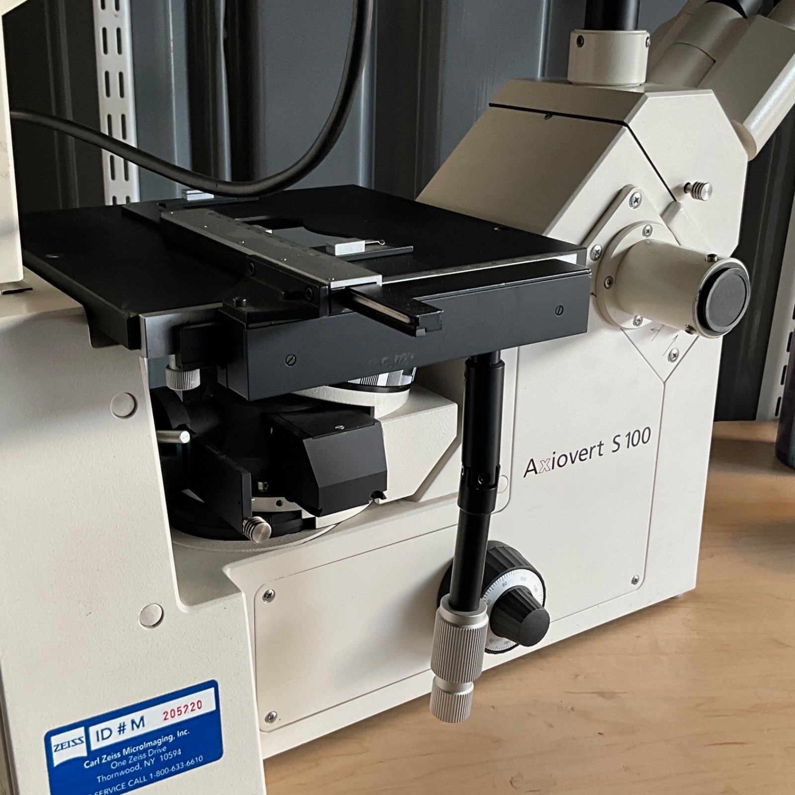 Zeiss Axiovert 100 Inverted Phase Contrast DIC Microscope