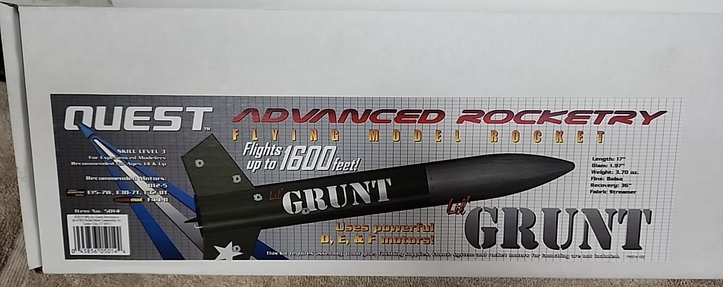 Quest Grunt #5014 Flying Model Rocket Kit Advanced Free shipping! No Reserve!