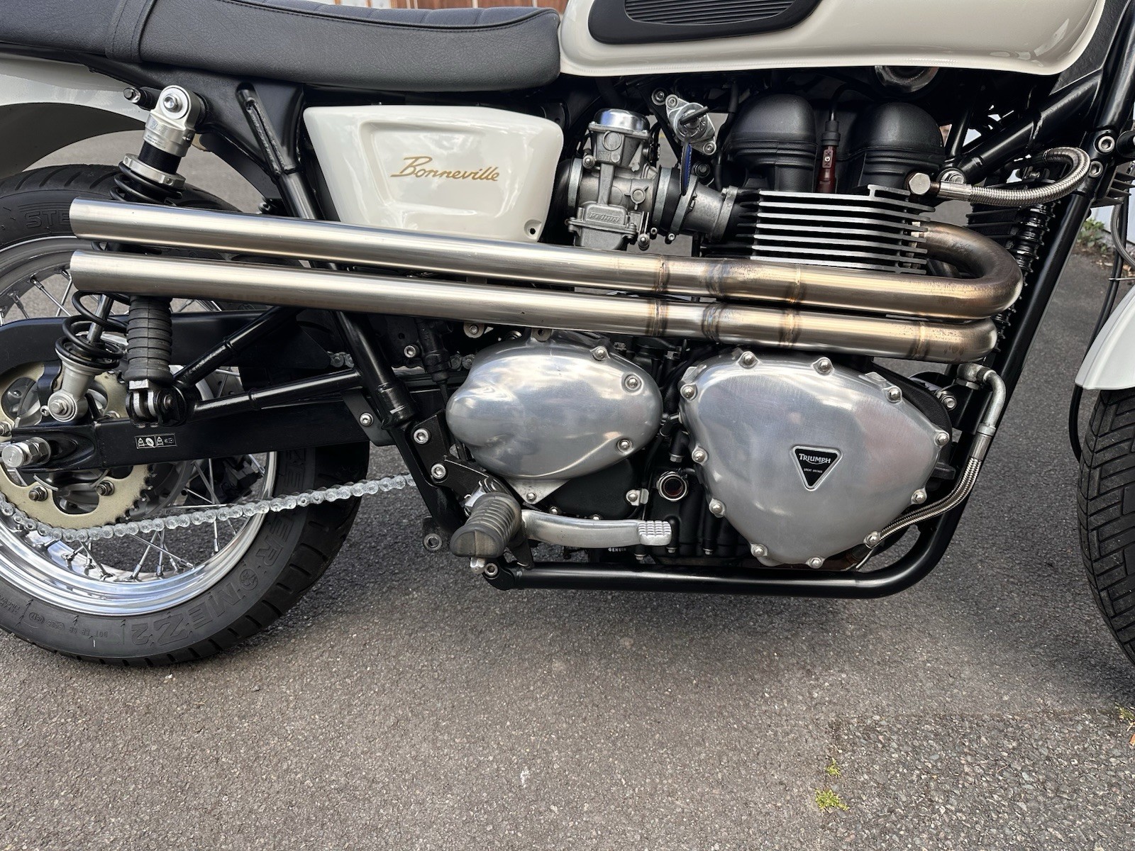 Triumph Bonneville T100 EFI Custom Shotgun Exhaust Stainless High Pipes 865