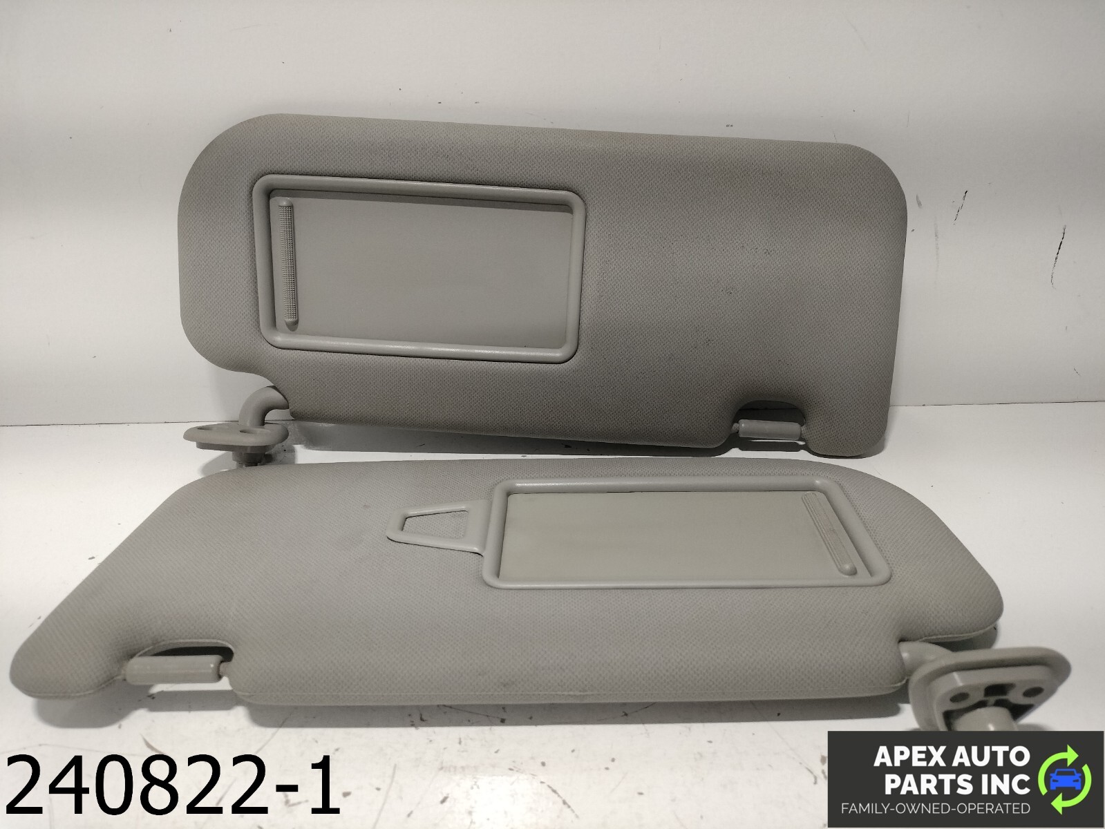 OEM 2012 Hyundai Tucson 2.4L DRIVER LEFT PASSENGER RIGHT SUNVISORS SUN VISOR SET