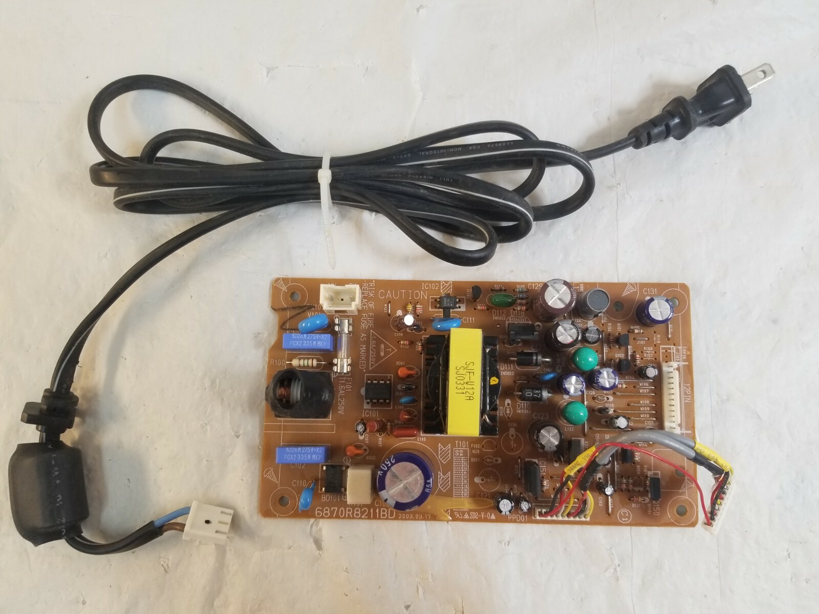 CINEVISION DVR1000 VCR & DVD Player POWER SUPPLY PCB BOARD w Power Cable Working