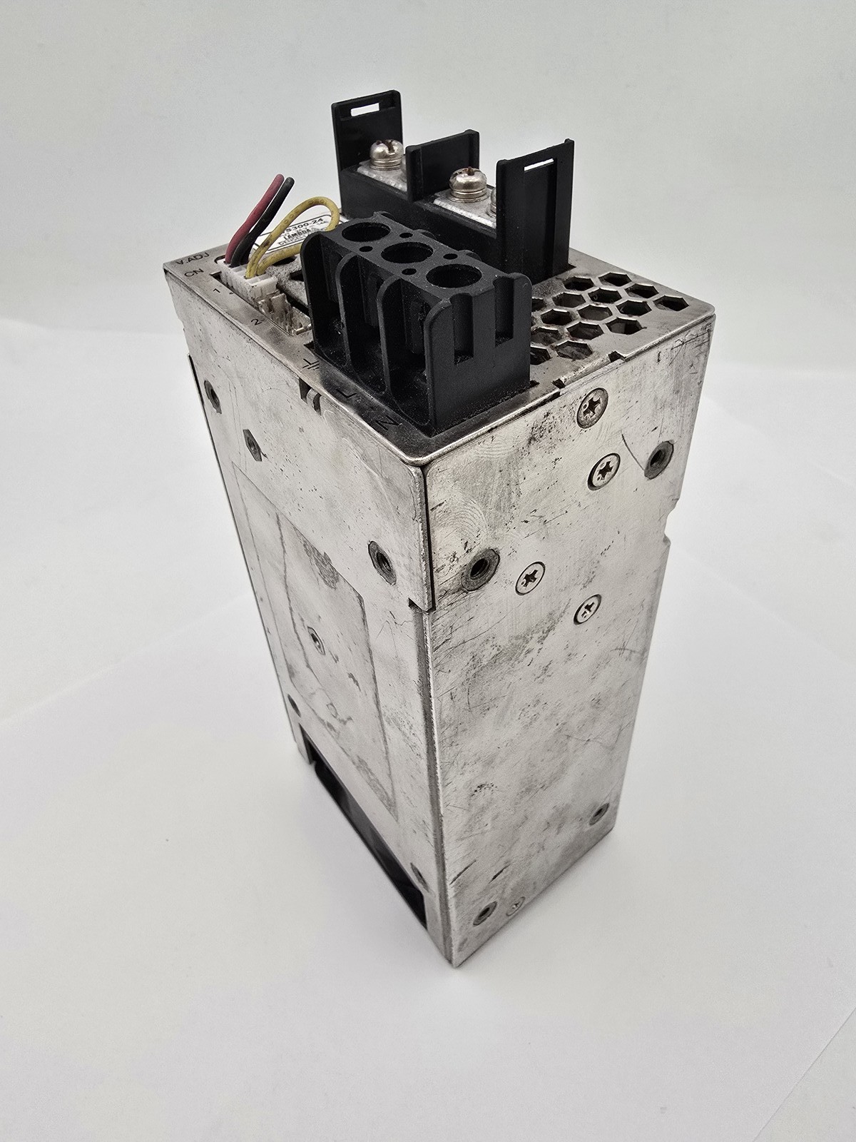 Lambda HWS300-24 Power Supply 100-240VAC 4.1A / 24V 14A AC-DC