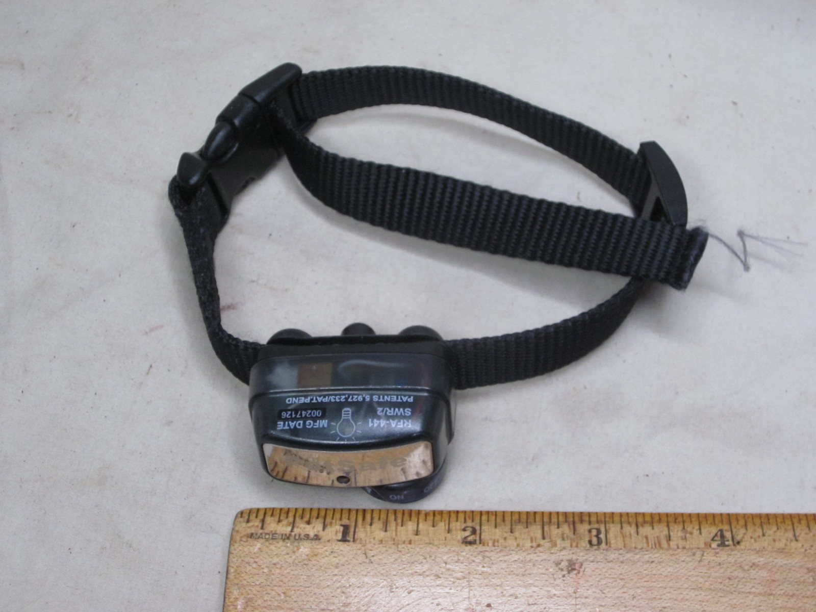pre-owned PetSafe RFA-441 SWR\2 anti- bark collar small dog canine training