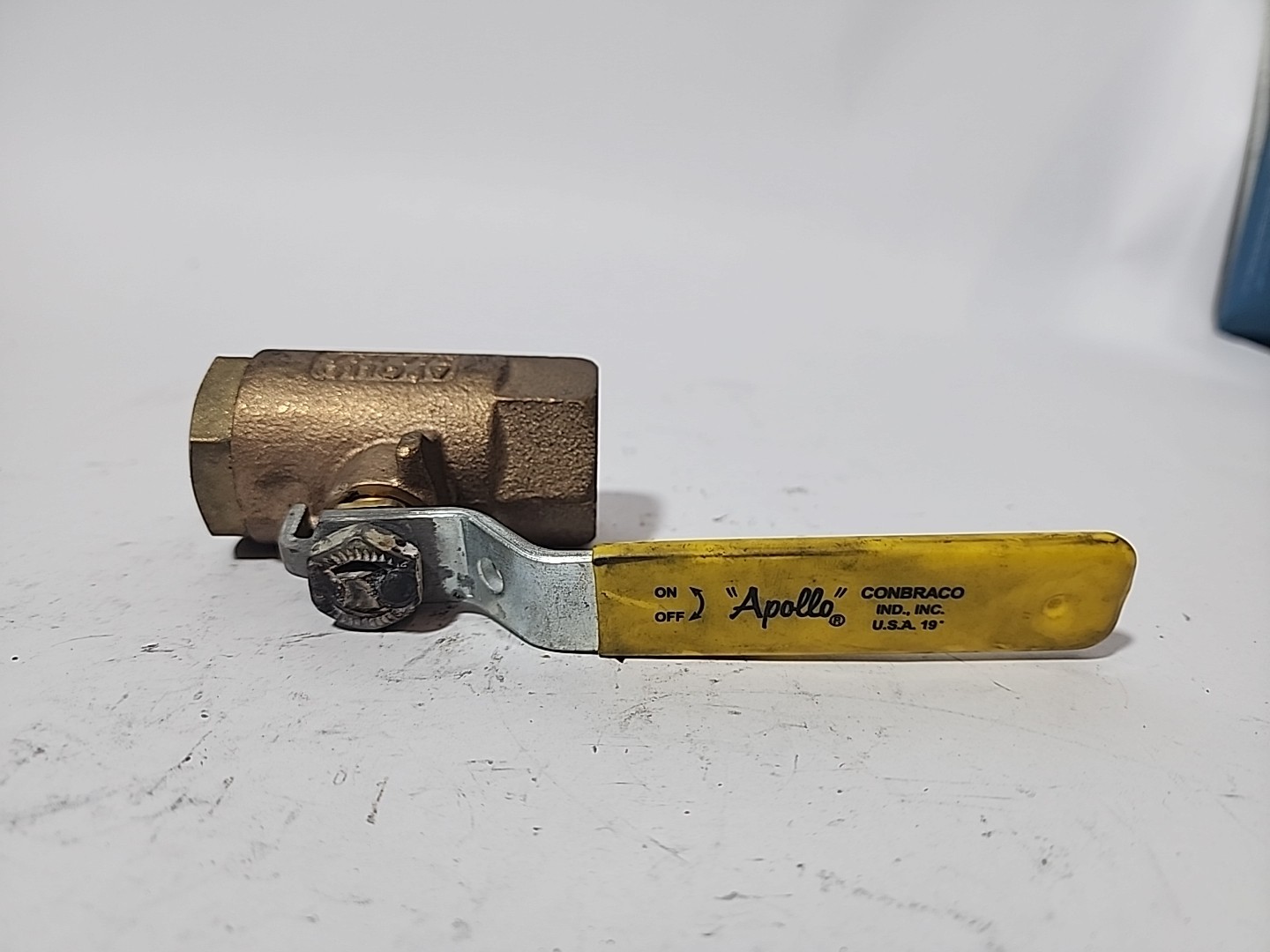 APOLLO BRONZE 3/4" 600 CWP