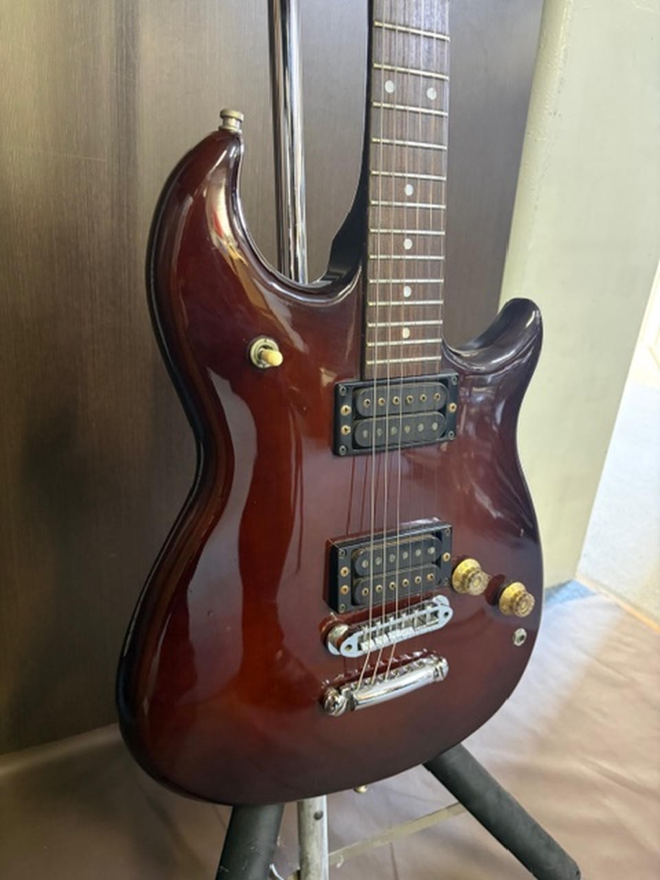 YAMAHA SF5000 Electric Guitar