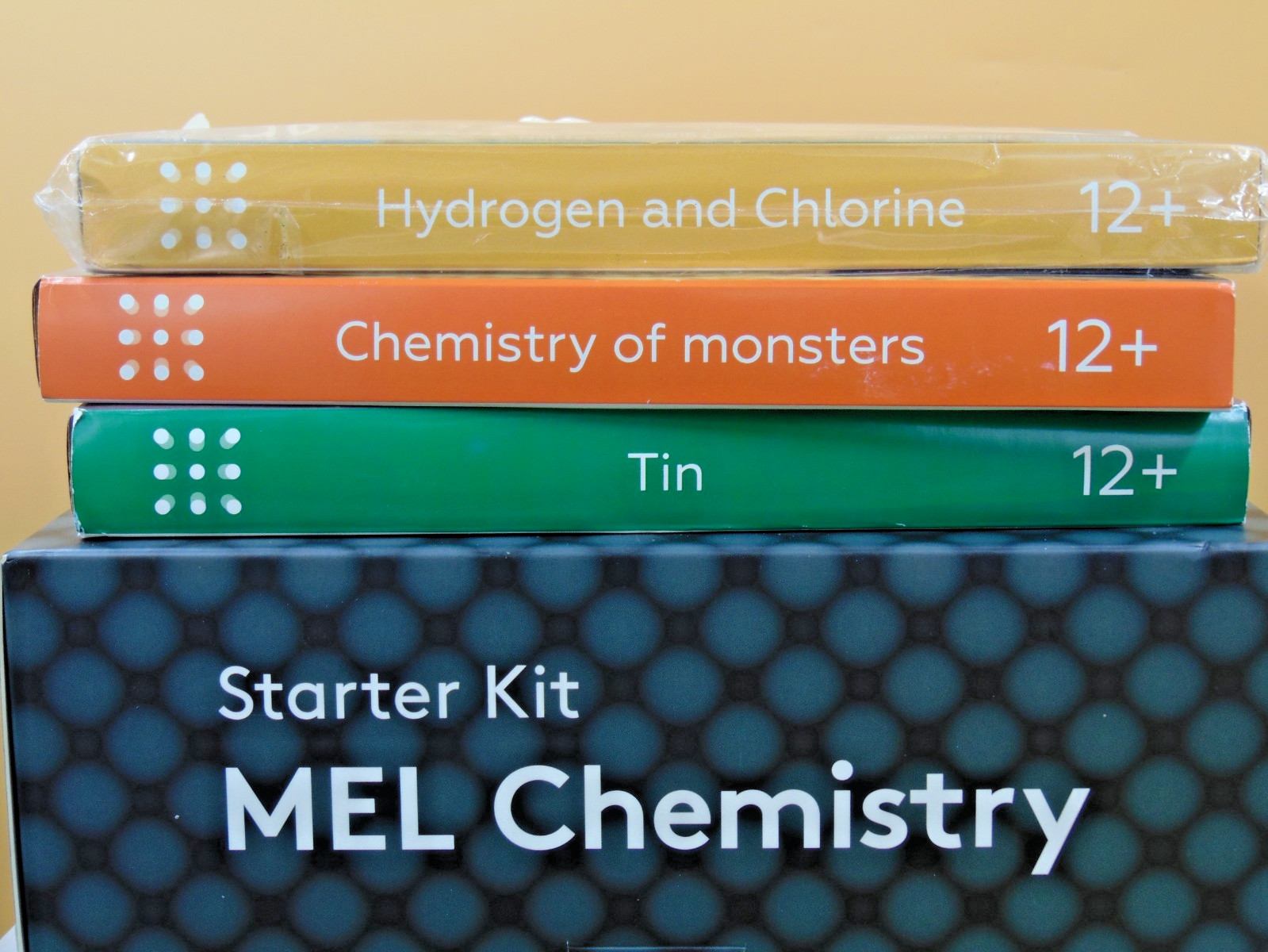 MEL Chemistry Starter Kit + 3 Experiment Sets Hydrogen Chlorine Tin STEM Science