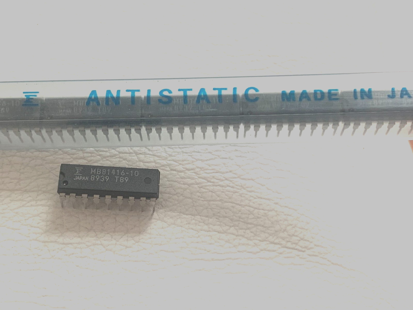 22 Pieces  FUJITSU MB81416-10 DIGITAL MICROCIRCUIT FUJITSU LOT