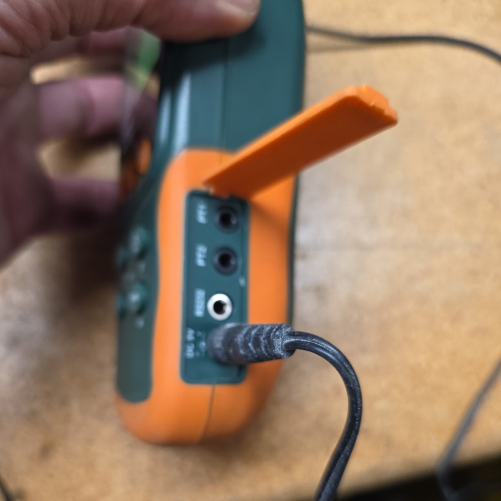 EXTECH SDL200 4-CHANNEL TEMPERATURE METER
