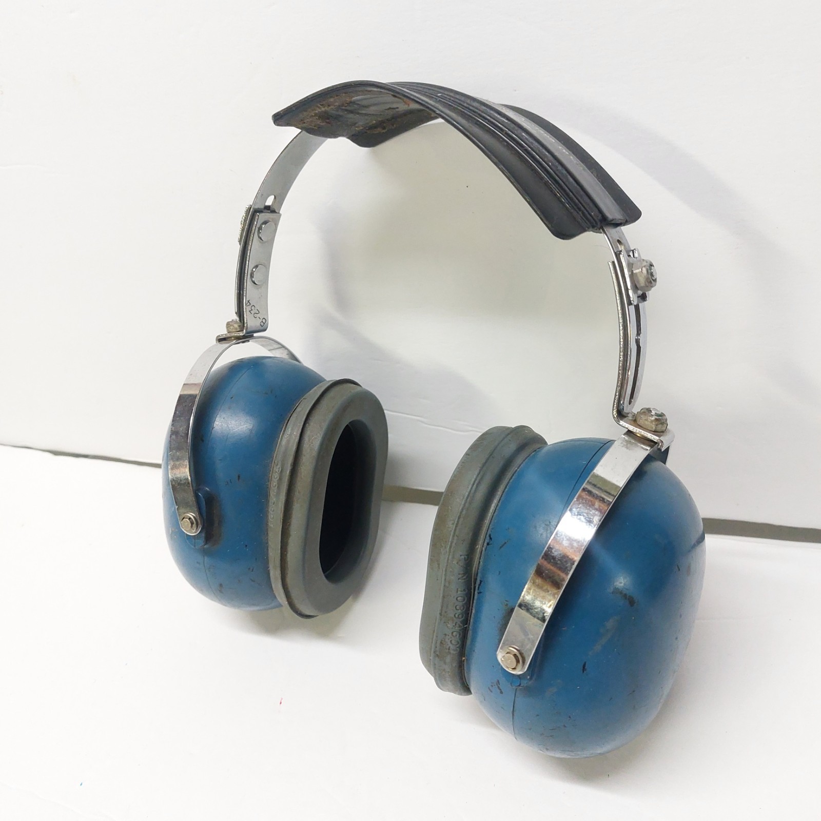 David Clark Co Model 372 Straightaway Hearing Protector Headphones Blue