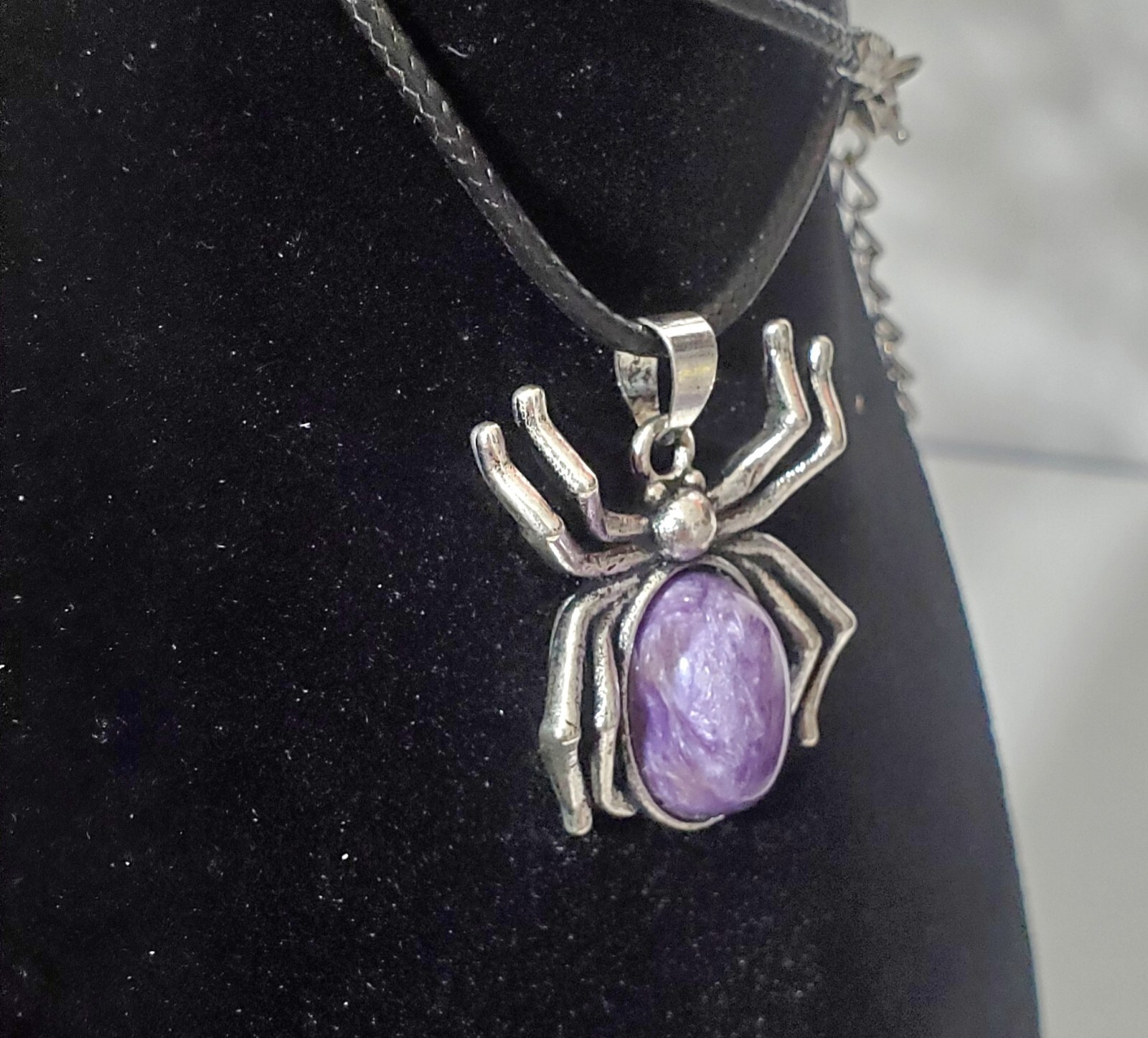 Spider Pendant Chorite
