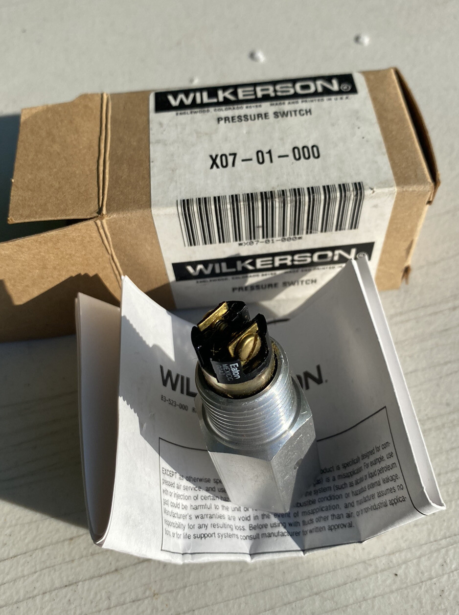 NEW WILKERSON PNEUMATIC X07-01-000 X0701000 PRESSURE SWITCH