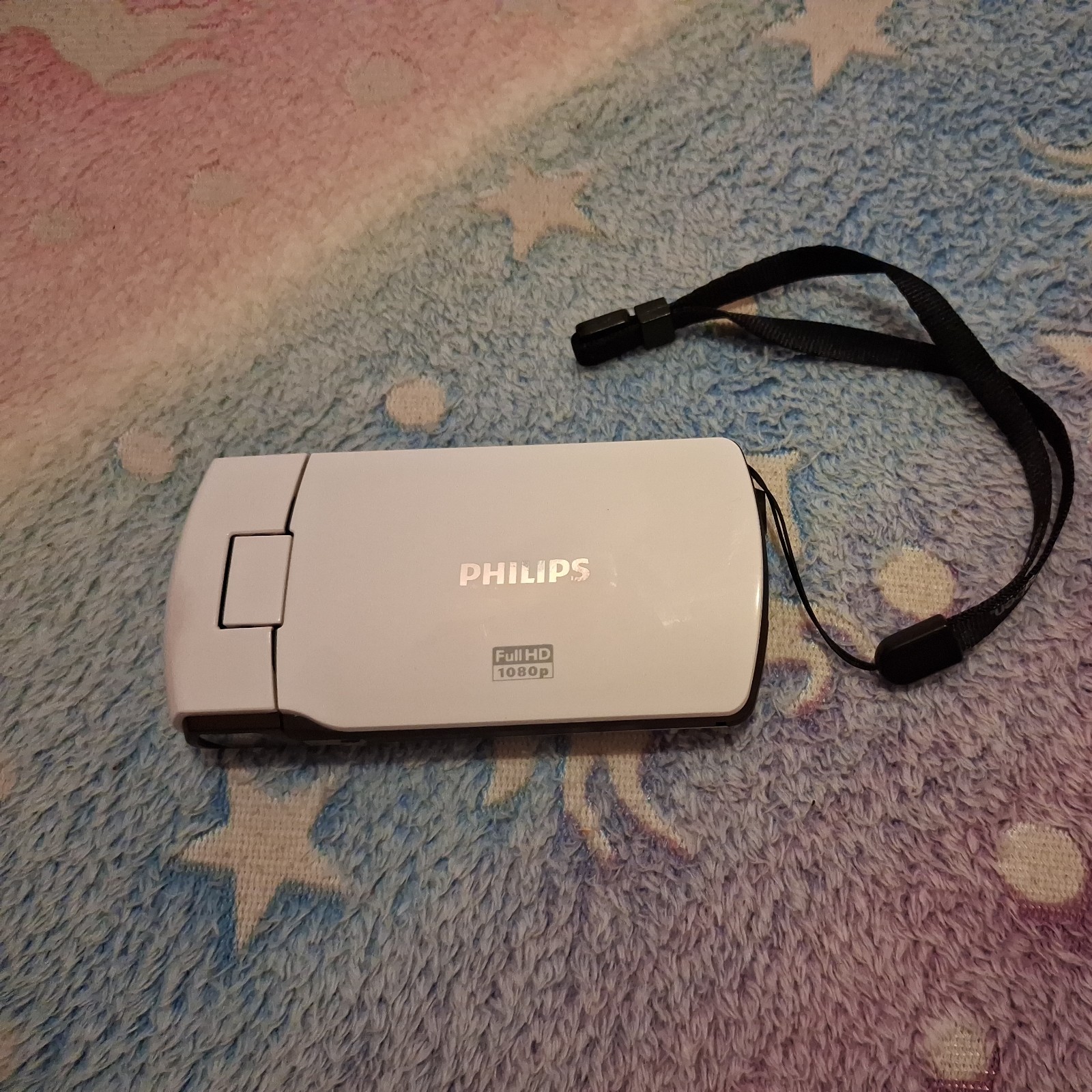 Philips HD Camcorder CAM295BWH/00 1080P Full HD - White Not Charging?