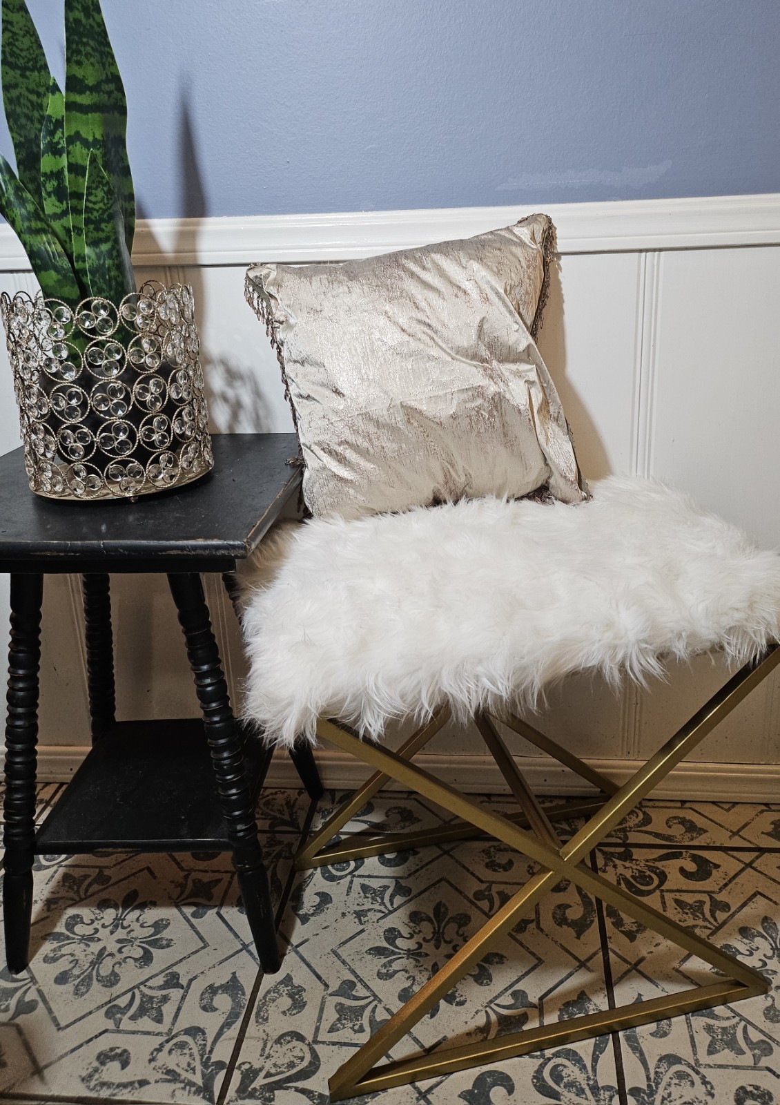 MCM, Boho, Hollywood  Regency Dresser Bench