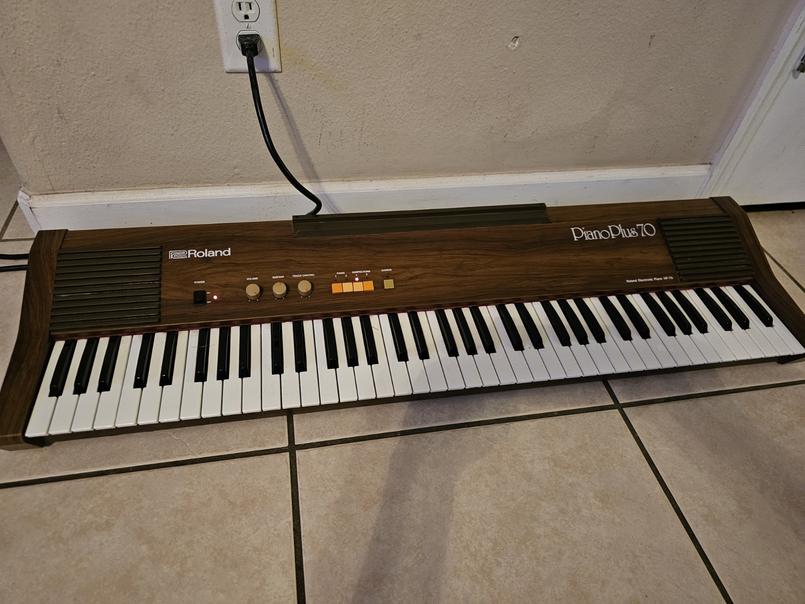 MCM Roland HP-70 Piano Plus 70 Works