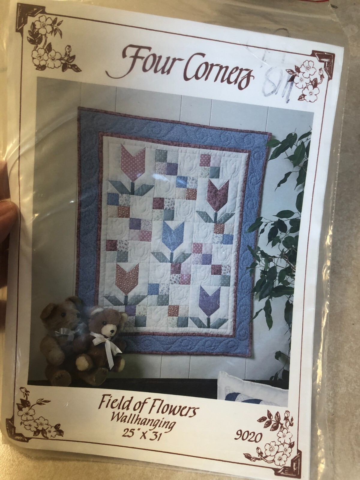 FIELD OF FLOWERS Wall  Quilt pattern, 25x31" features pieced tulips