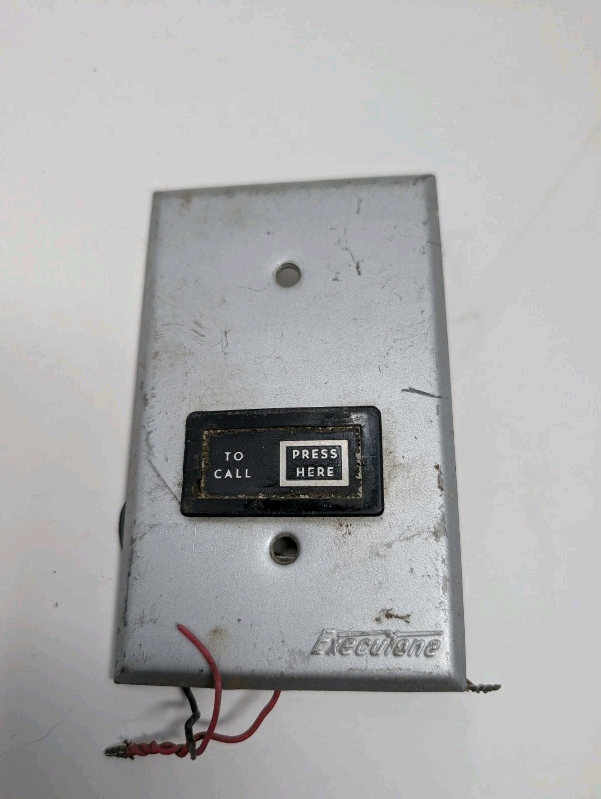 1960sExecutone Model EEJR Remote Staff Assit Button Nurse Call Metal Plate