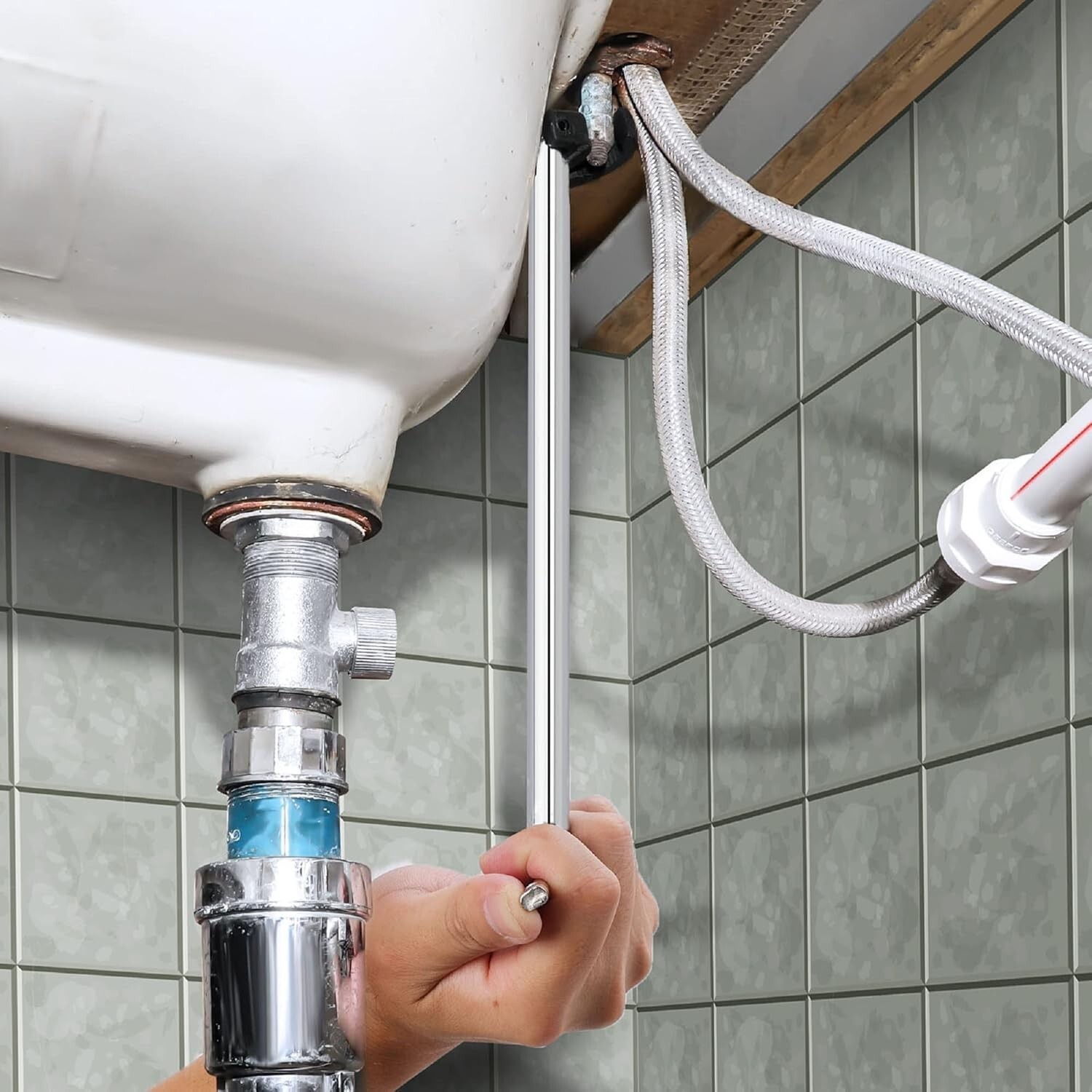 11" Adjustable Basin Wrench for Professionally Efficient Plumbing Repairs