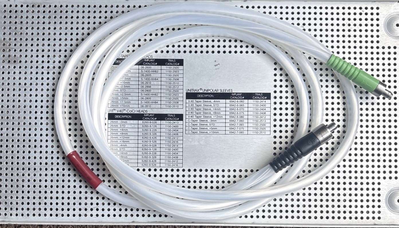 STRYKER ENDOSCOPE LIGHT CABLE, 233-050-100 Excellent Condition