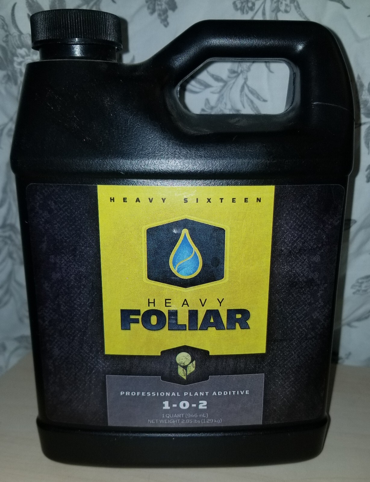 Heavy 16 Foliar 1-0-2 Professional Plant Additive 32 oz / 1 Quart
