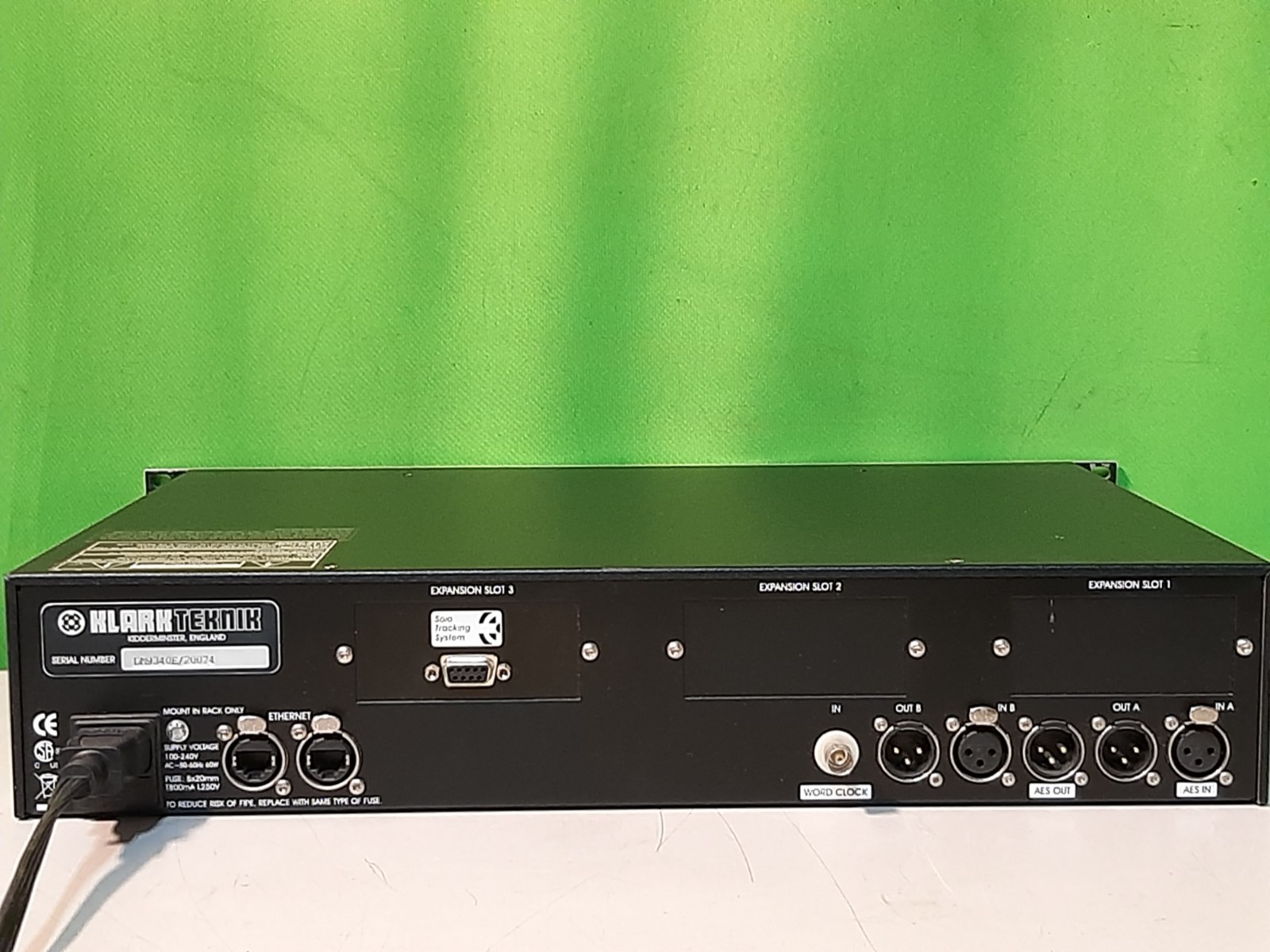 Klark Teknik DN9340 Helix Digital 2-Ch 1U Rack Equalizer Graphic/Parametric