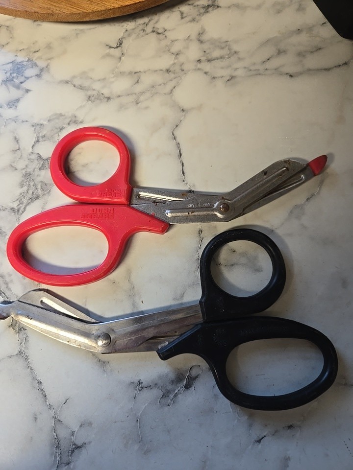EMT PARAMEDIC UTILITY SHEARS  SCISSORS Stainless Steel Set Of 2