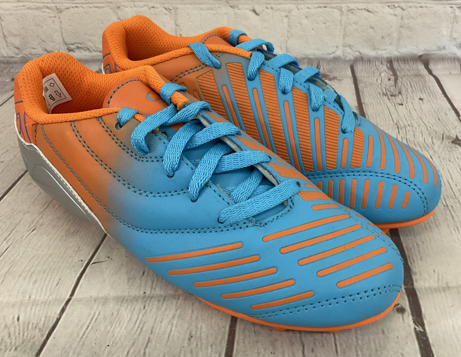 Xara Soccer 9506 Velocity Cleat Shoes Electric Blue Fluid Orange Gray US 2.5