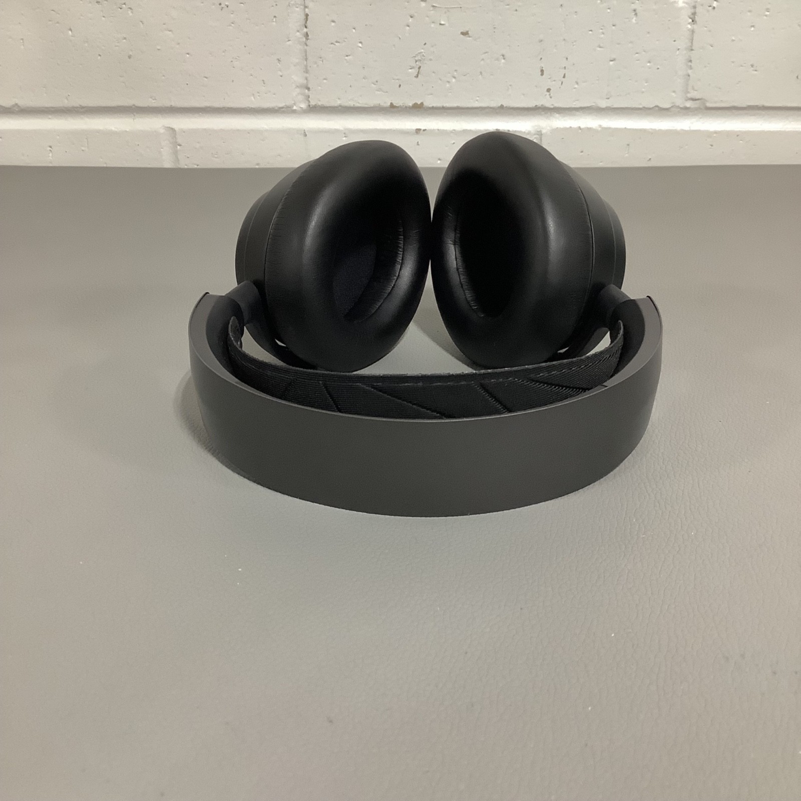 SteelSeries Arctis Nova Pro Wired Xbox Multi-System Gaming Headset