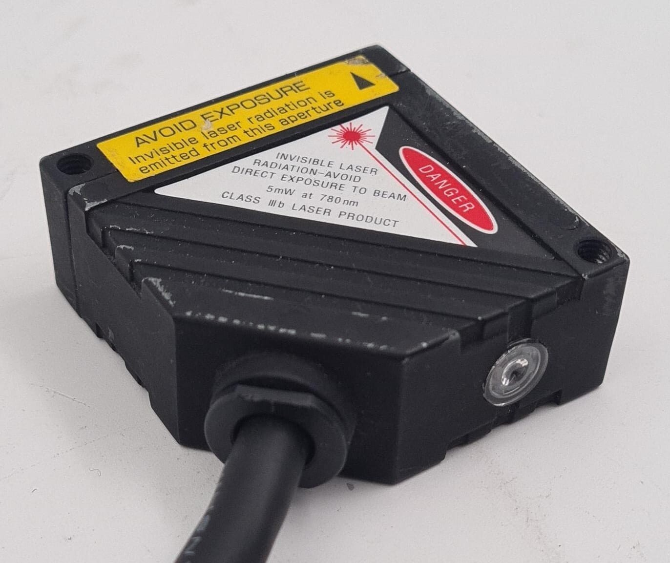 idec MX1A-MK948-1 LASER DISPLACEMENT SENSOR to 5DX X-Ray - missing connector