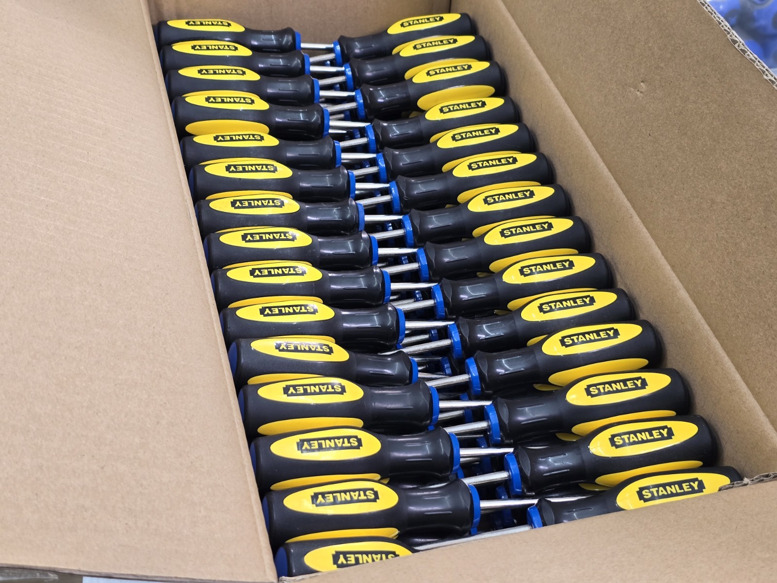 89x Stanley 60-001 Phillips #1 Screwdriver 4” Shaft Durable & Precision Fit Tip