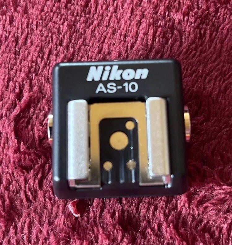 Nikon AS-10 TTL Multi Flash Adapter Open Box