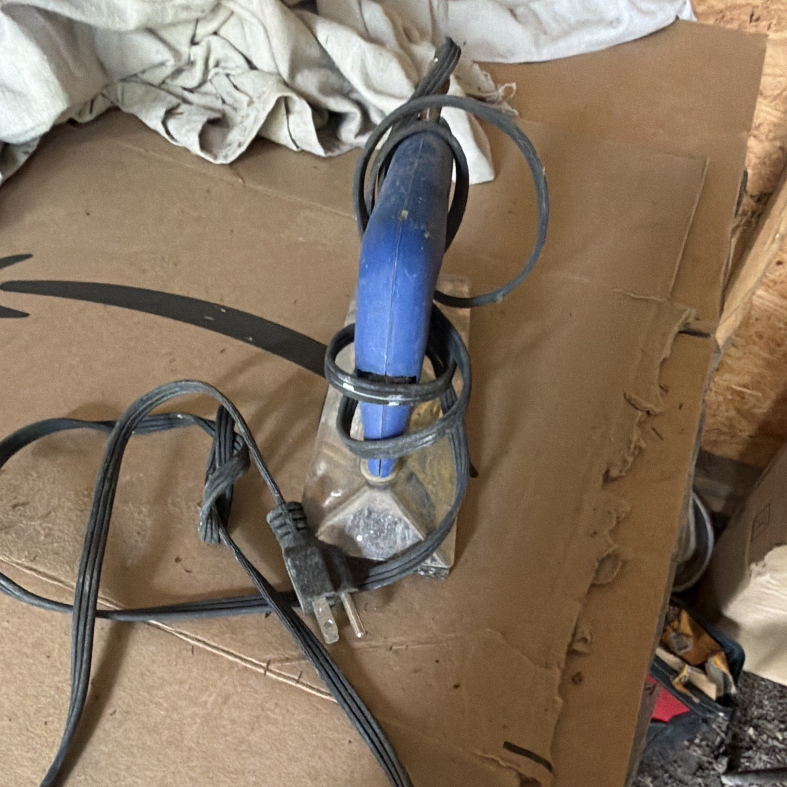 Corded Electric Handheld Carpet Seaming Iron
