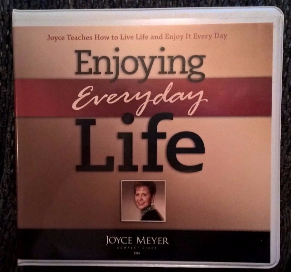 Joyce Meyer Enjoying Everyday Life CD set of 4 teaching series perfect!