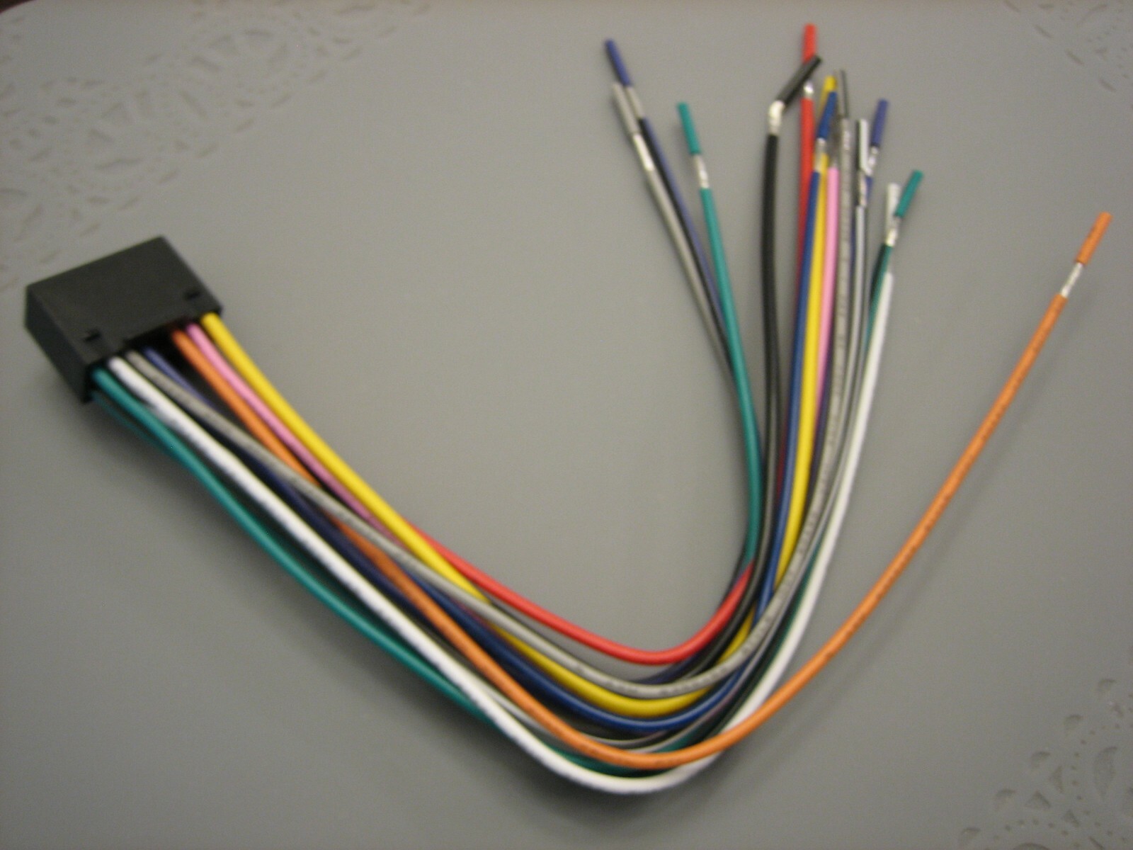 Planet Audio 16 Pin Wire Harness for PNV9620i, P9732,P9615Bi, P9610i,P9734B