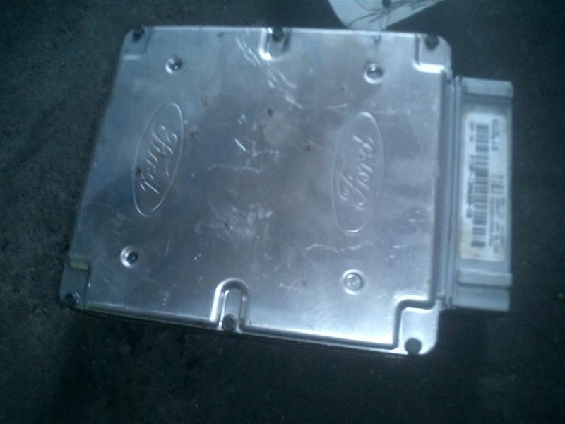 91 92 LINCOLN TOWN CAR ENGINE ECM ELECTRONIC CONTROL PROCESSOR  ID F1MF-CC