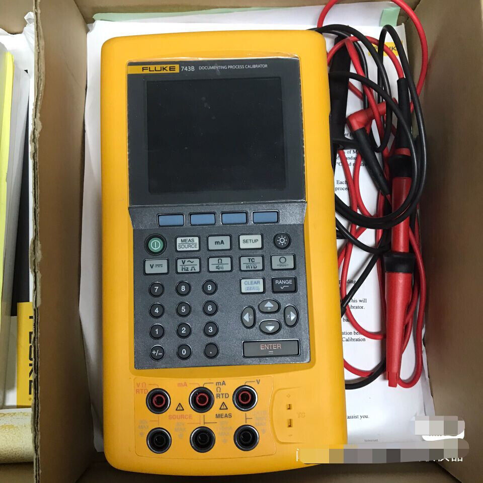 Fluke 743B Documenting Process Calibrator new #L