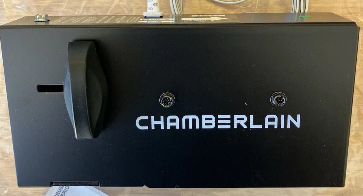 New Chamberlain /LiftMaster Automatic Garage door power lock Part#  001-9412-000