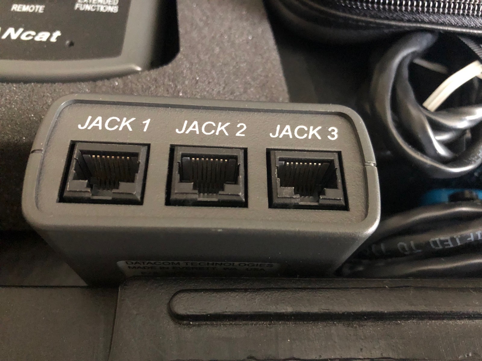 DATACOM LANsystem5 Cable Tester