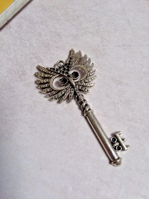 Skeleton Key Pendant Antiqued Silver Owl Charm Steampunk Jewelry Making Unique