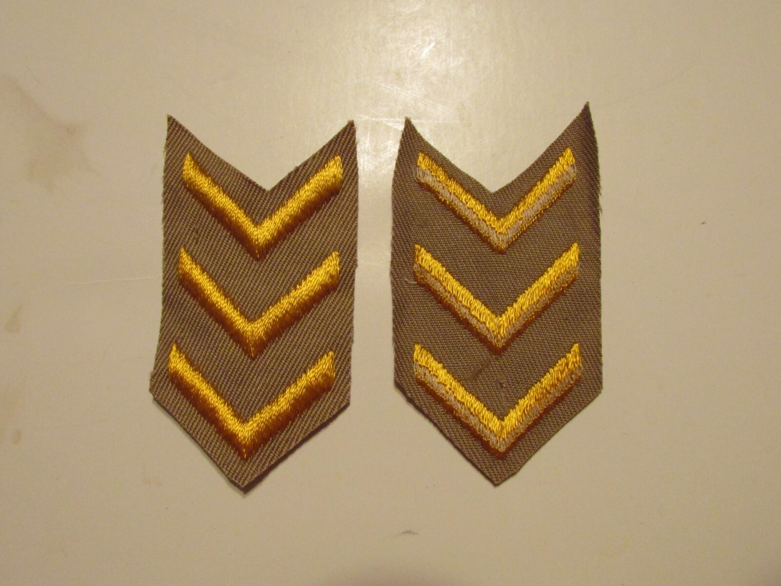 e3031 WW2 US Army Overseas Svc/Wound Chevron for WW1 Vets 18 Mon/3 Wound (3) R2E