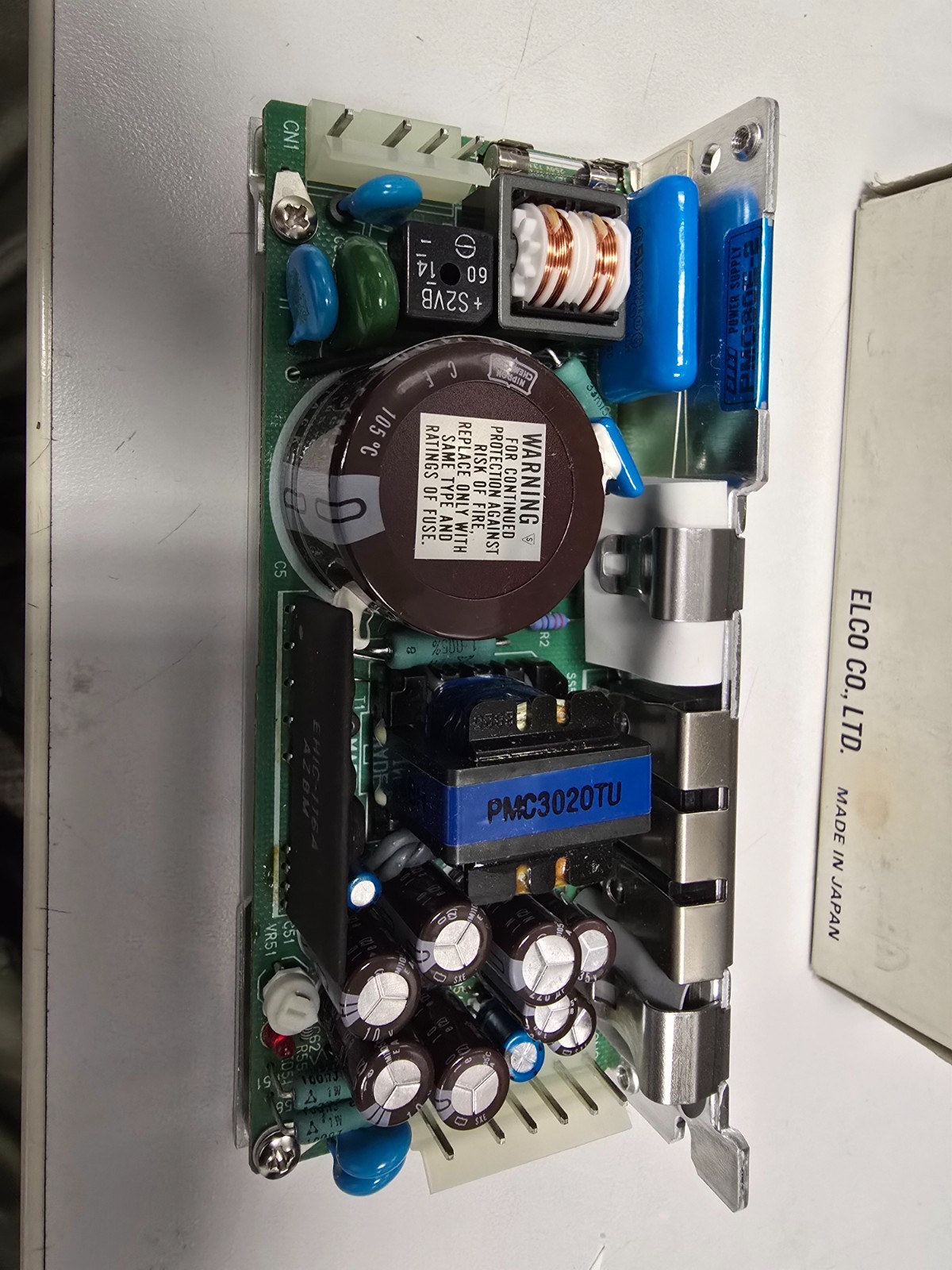 LOT 2 SWITCHING REGULATOR PMC 30E-2