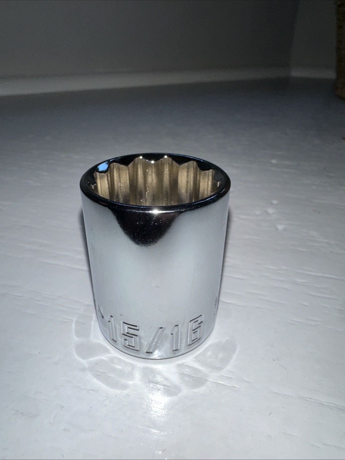 Craftsman CMMT47513 15/16" 12pt Socket 1/2" Drive. 0516