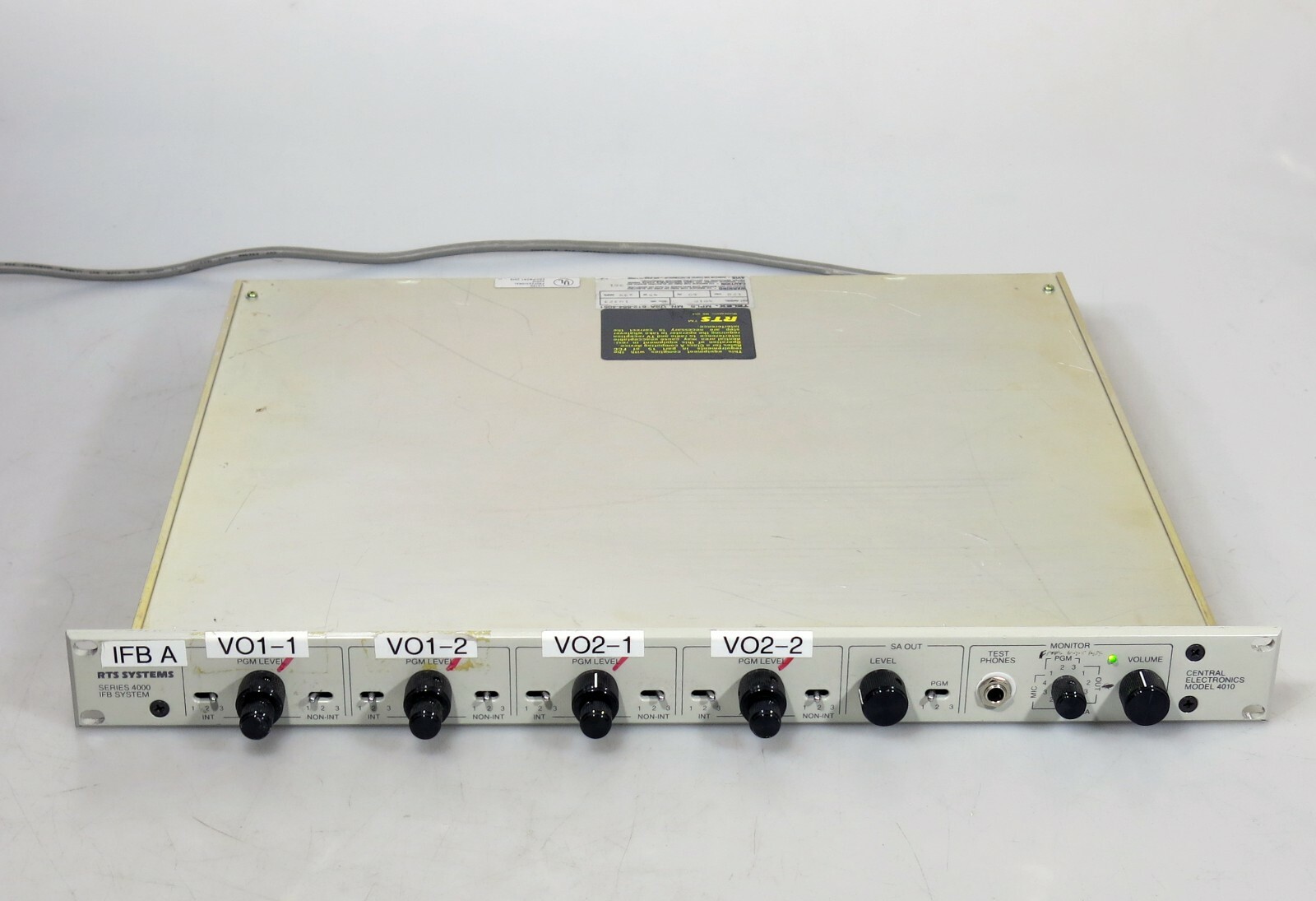 RTS Telex Model 4010 Central Electronics Series 4000 IFB System